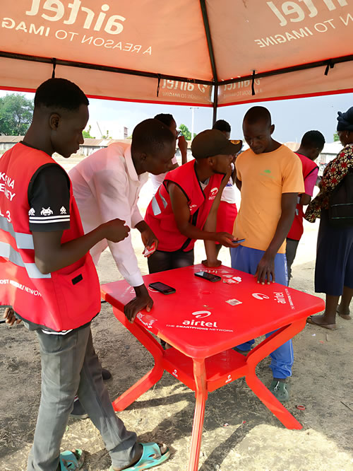 Gallery 2_PhotoGridp